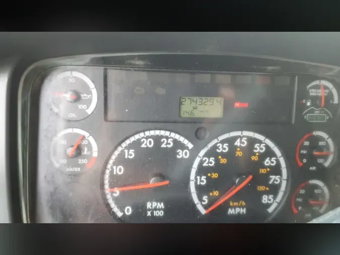 2014 FREIGHTLINER/MERCEDES M2 112