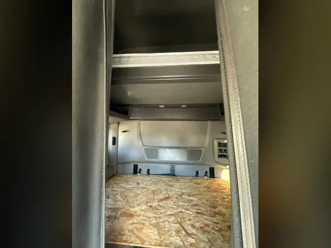 2020 NAVISTAR INTERNATIONAL LT625 SLPR CAB