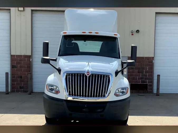 2019 INT LT625 6x4