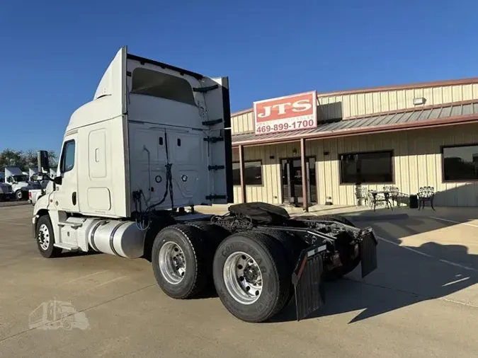 2018 FREIGHTLINER CASCADIA 125