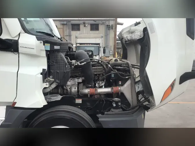 2022 Freightliner Cascadia 126075d705bd5ed99628b413371af715e18