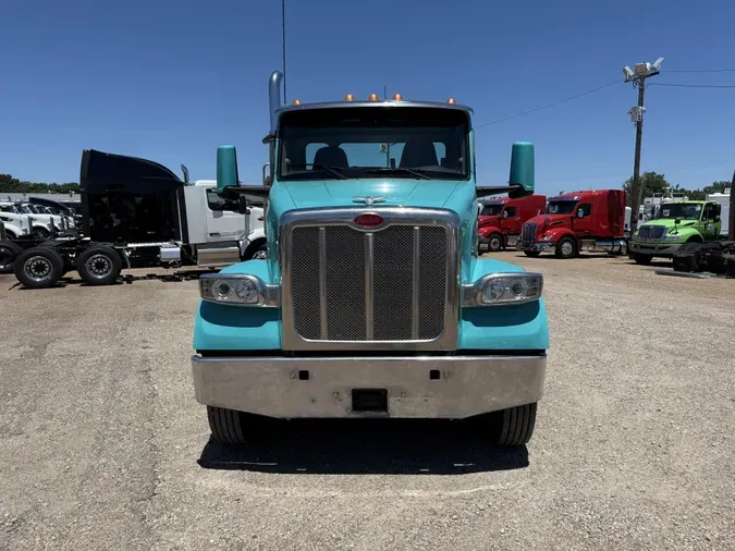 2023 Peterbilt 567