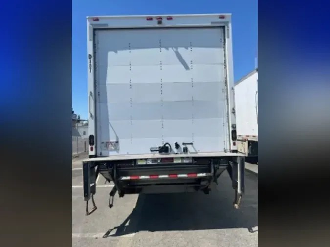 2021 FREIGHTLINER M2 106