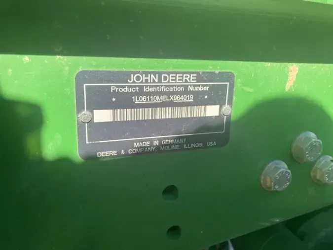 2020 John Deere 6110M
