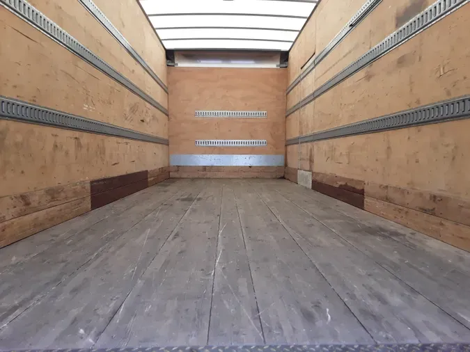 2019 FREIGHTLINER/MERCEDES M2 106