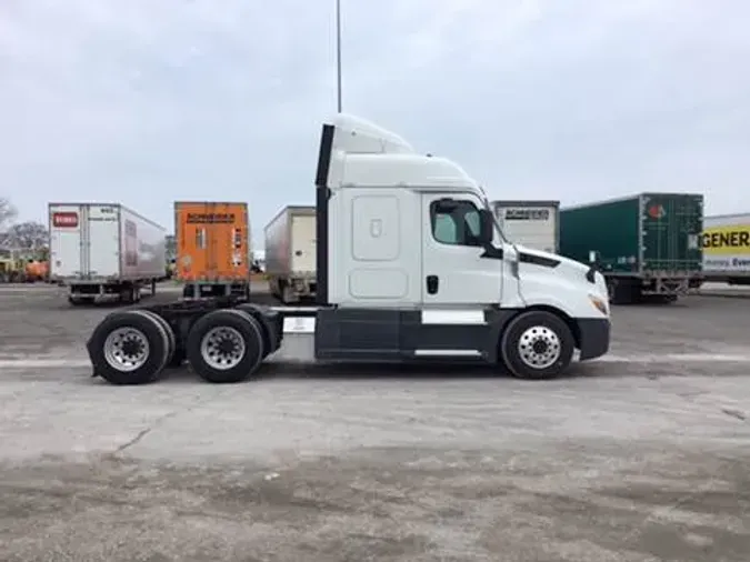 2020 Freightliner Cascadia