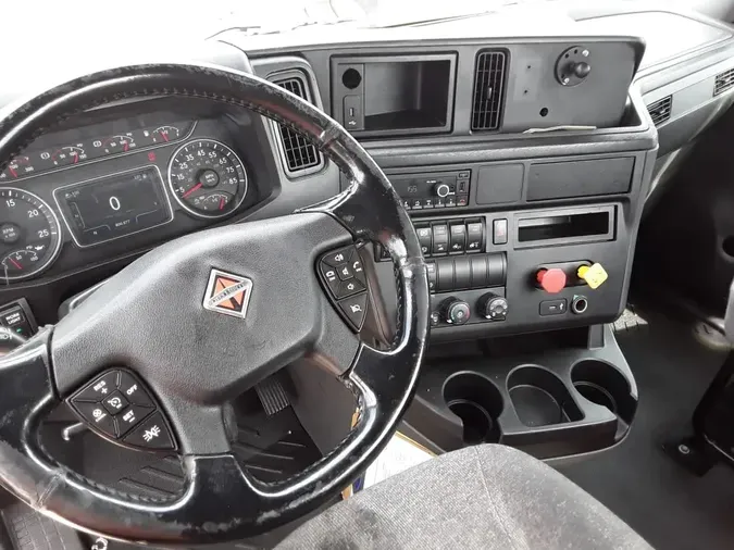 2020 NAVISTAR INTERNATIONAL LT625 DAYCAB T/A