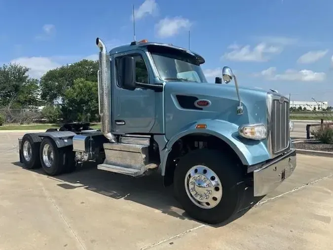 2022 Peterbilt 567