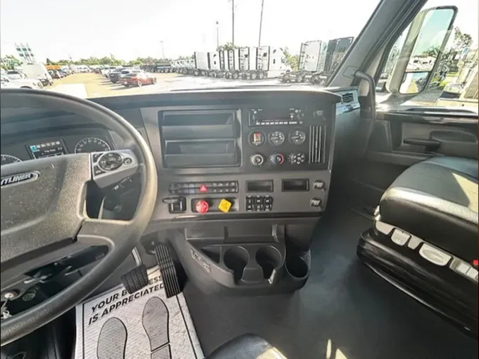 2023 Freightliner Cascadia 126