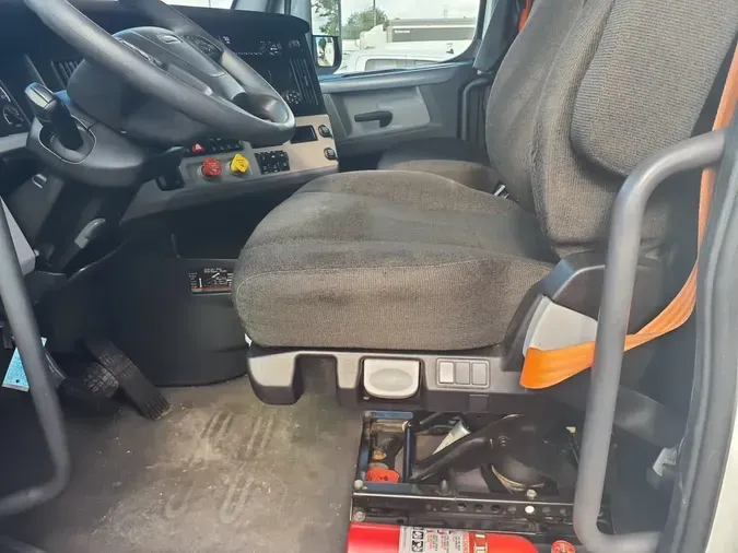 2020 FREIGHTLINER NEW CASCADIA PX12664