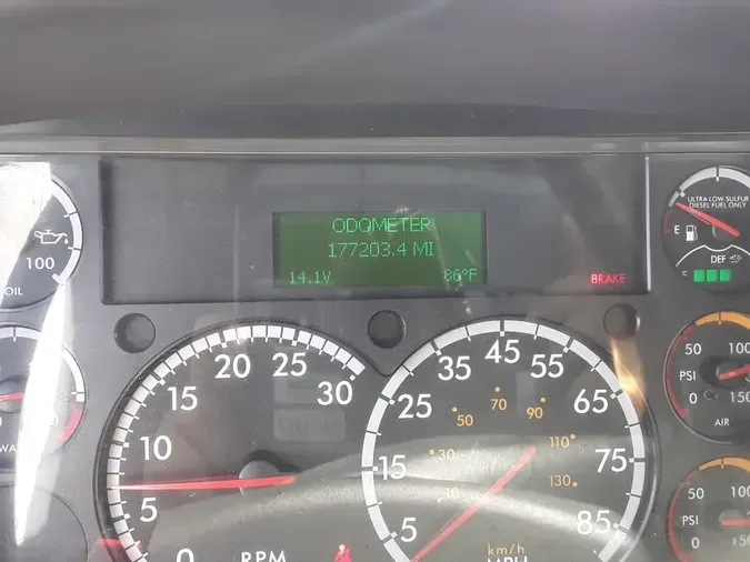 2019 FREIGHTLINER/MERCEDES M2 106