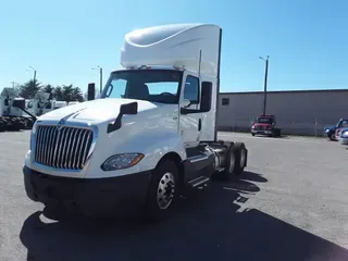 2021 NAVISTAR INTERNATIONAL LT625 DAYCAB T/A