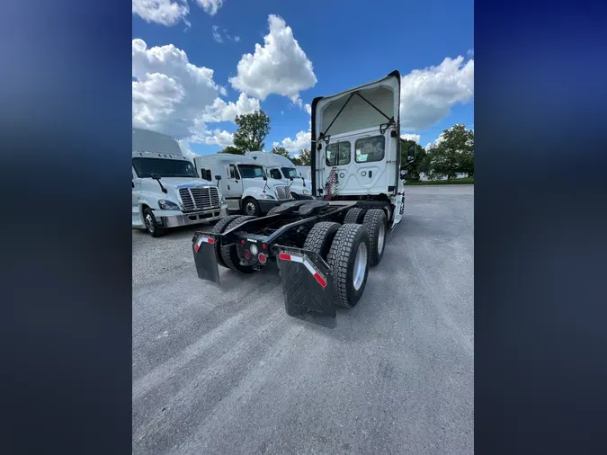 2020 FREIGHTLINER/MERCEDES NEW CASCADIA PX12664