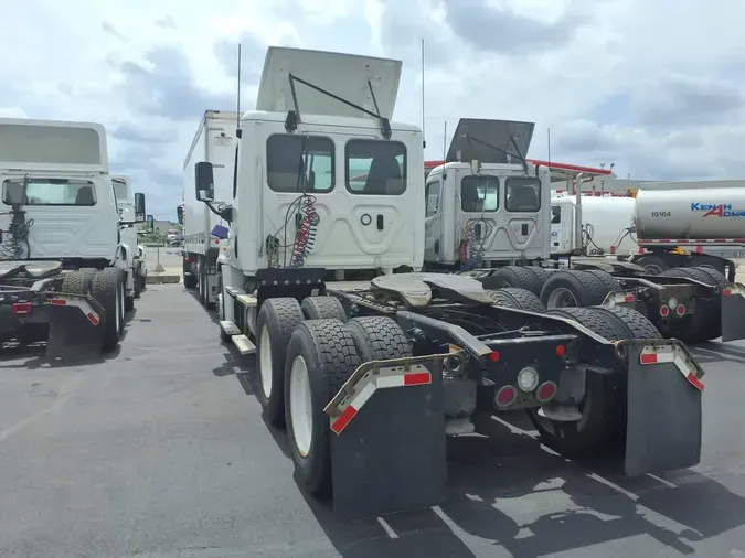 2019 FREIGHTLINER CASCADIA 125