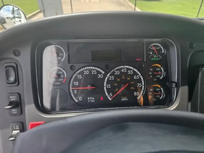 2020 FREIGHTLINER M2 106