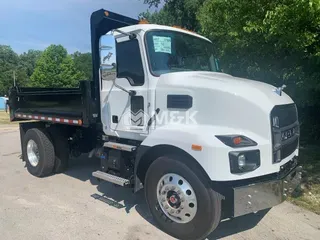 2024 MACK MD MD7