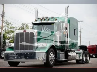 2024 PETERBILT 389