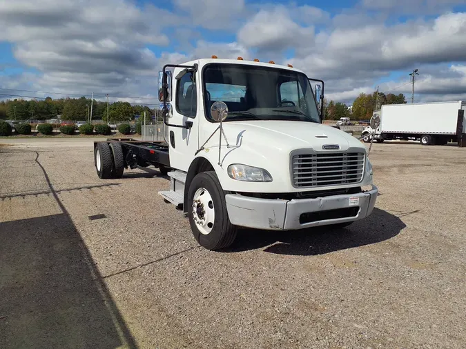 2019 FREIGHTLINER/MERCEDES M2 106