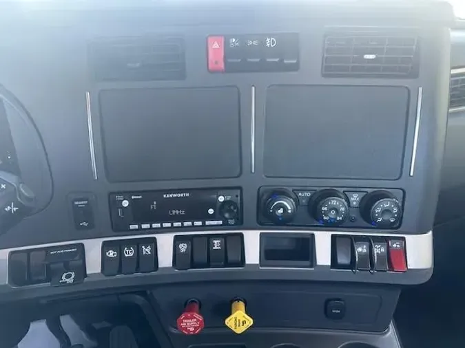 2024 Kenworth T680