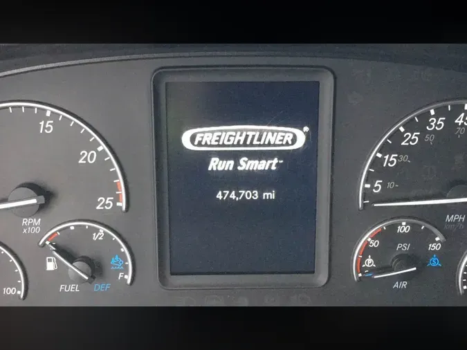 2023 Freightliner Cascadia 126079a66315db02b8fd43062eeb8800239