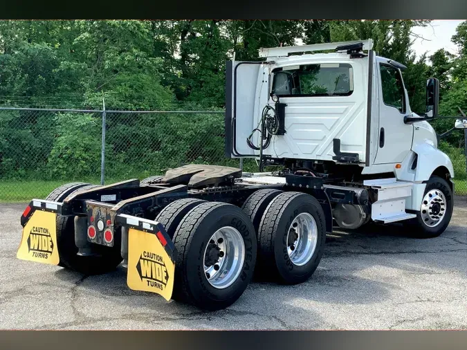 2019 INT LT625 6x4