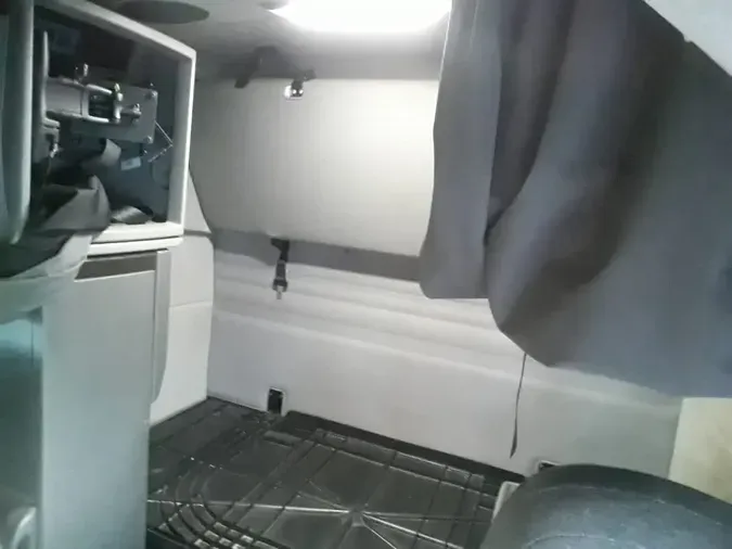 2020 VOLVO VNR64T-640