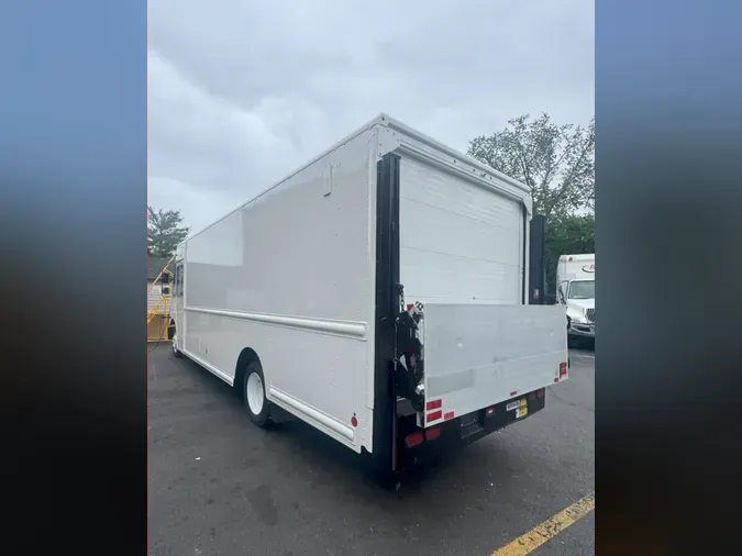 2018 FRTLR CUSTOM CHASSIS CORP MT45