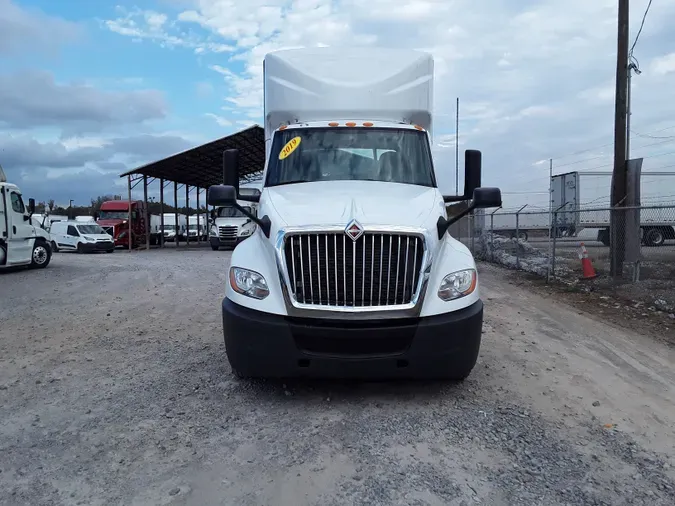 2018 NAVISTAR INTERNATIONAL LT625 DAYCAB T/A