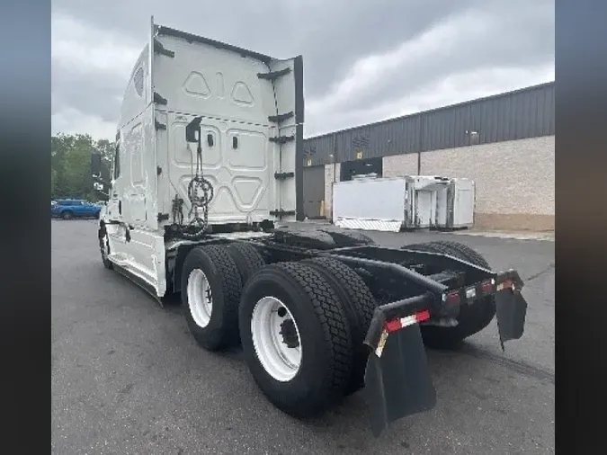 2022 FREIGHTLINER Cascadia 12607a4922c112bdb3753167e62022f322b