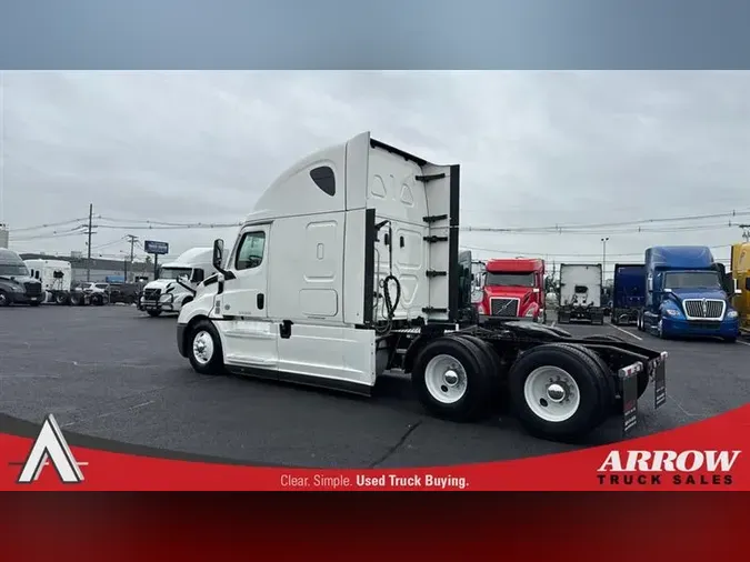 2022 FREIGHTLINER CA126