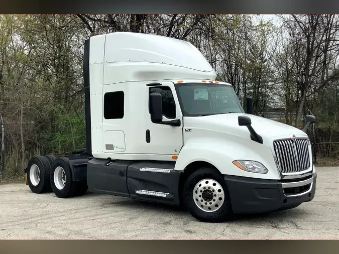 2022 INT LT625 6x407ad24aa8fb7548741634eea31a0d575