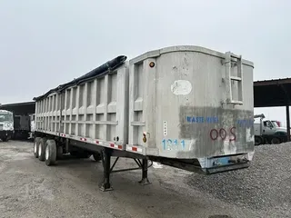 2004 SUMMIT 36 FT DUMP