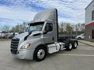 2022 Freightliner Cascadia 116