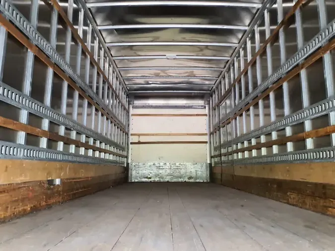 2019 FREIGHTLINER M2 106