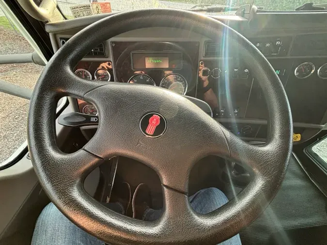 2021 Kenworth T270