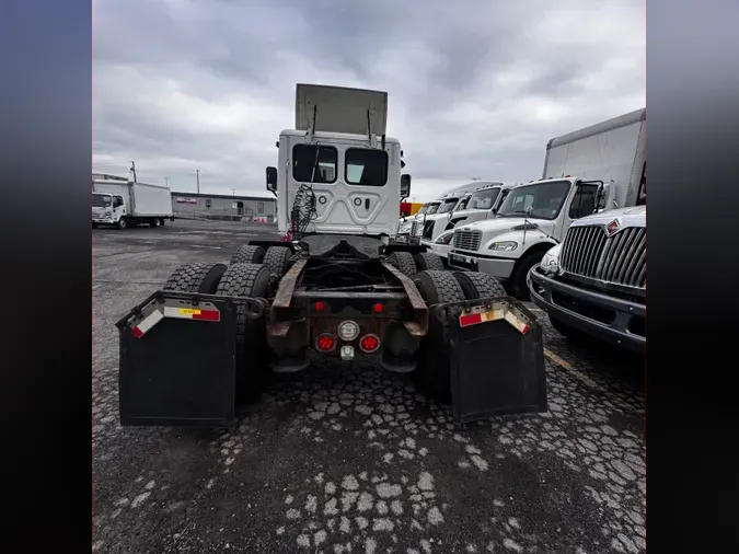 2019 FREIGHTLINER CASCADIA 125