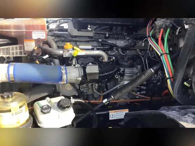 2021 Freightliner Cascadia 12607b9d72b58f2c73c0f6fa8749c0510a6