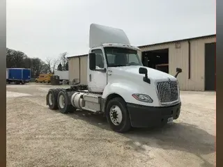 2018 International LT625