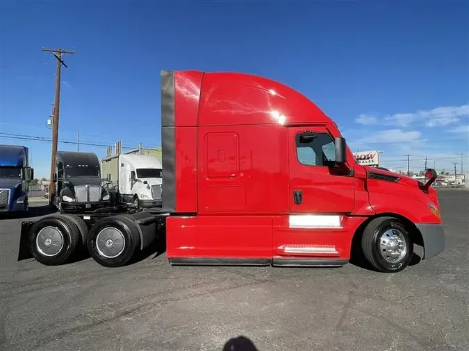 2022 FREIGHTLINER CASCADIA