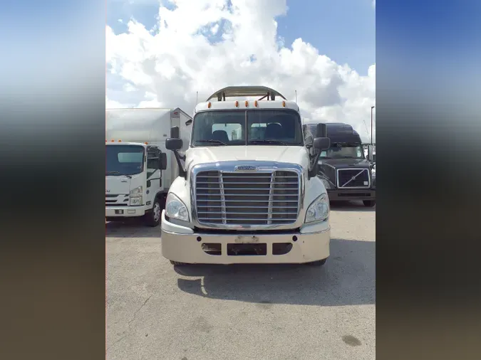 2016 FREIGHTLINER/MERCEDES CASCADIA 125