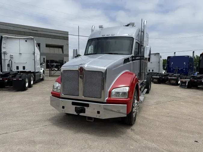 2019 Kenworth T880