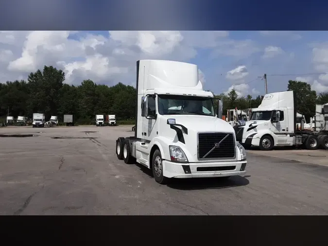 2017 Volvo VNL30007c3dd7acd125e1f6be39810ae6166a2