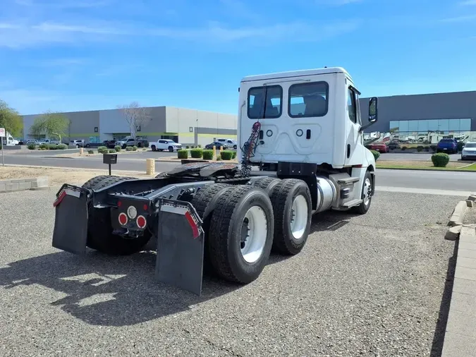 2022 FREIGHTLINER/MERCEDES NEW CASCADIA PX1266407cd1b44c23ac720134e712ce772af75