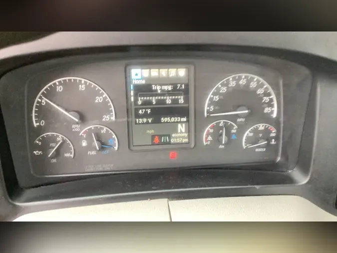 2020 Freightliner Cascadia 12607cdee3769ff021edcb7e77fedd0d252