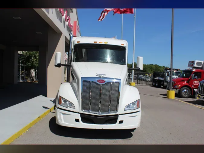 2023 Peterbilt 579