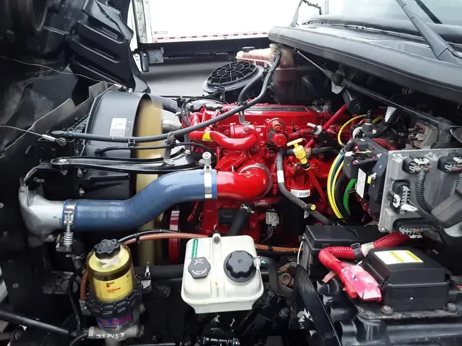 2018 FREIGHTLINER M2 106