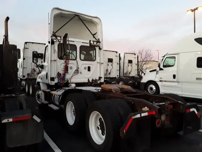 2017 FREIGHTLINER/MERCEDES CASCADIA 11307d328f086155fc5a38dbd33a935a0cc