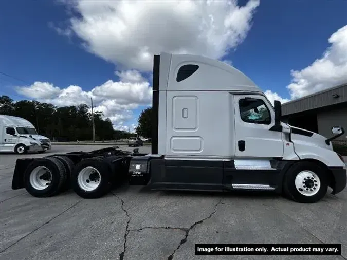 2020 FREIGHTLINER CA126