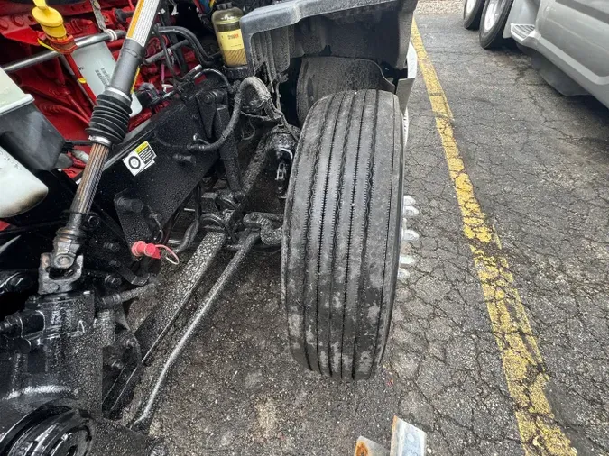 2022 Kenworth T68007d82987bb3b07721c1b569539567147