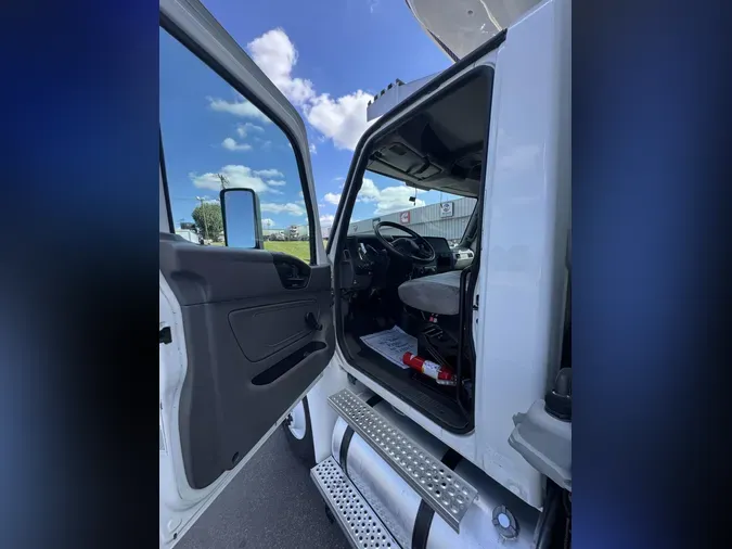 2019 International MV607